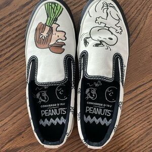Brand new Converse All Star Peanuts shoes. Women’s size 6.5, men’s size 5.